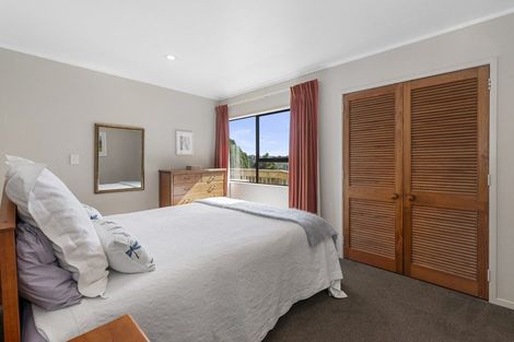 Photo of property in 133a Vodanovich Road, Te Atatu South, Auckland, 0610