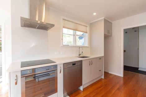 Photo of property in 5 Ngarimu Street, Roslyn, Palmerston North, 4414