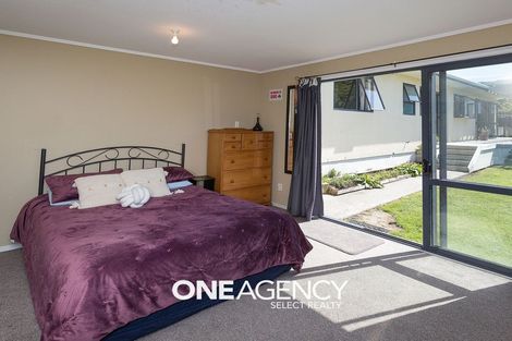Photo of property in 20 Te Hiko Street, Takapuwahia, Porirua, 5022
