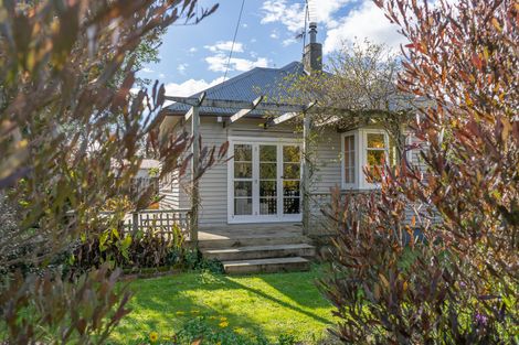 Photo of property in 14 Kenward Crescent, Featherston, 5710