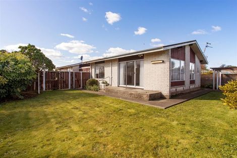 Photo of property in 9 Wyatt Place, Russley, Christchurch, 8042