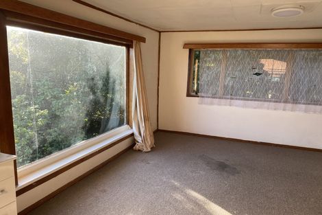 Photo of property in 21 Nikau Road, Point Howard, Lower Hutt, 5013