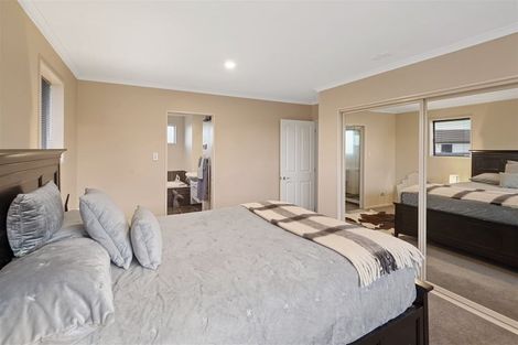 Photo of property in 12 Queenswood Gardens, Mairehau, Christchurch, 8052