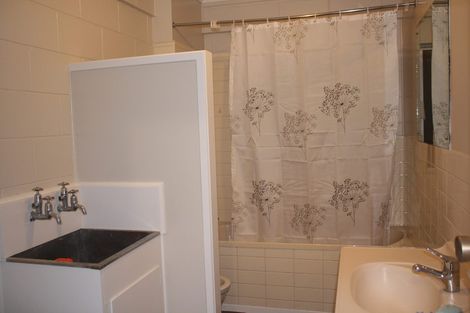 Photo of property in 6/48 Mcleod Road, Henderson, Auckland, 0612