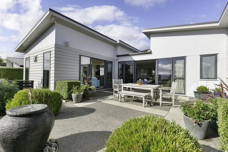 Photo of property in 29 Lacebark Lane, Woodridge, Wellington, 6037