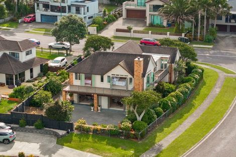 Photo of property in 30 Waikura Drive, Te Atatu Peninsula, Auckland, 0610