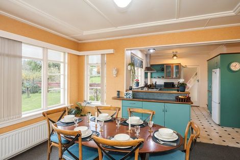 Photo of property in 10 Solway Street, Holmes Hill, Oamaru, 9401