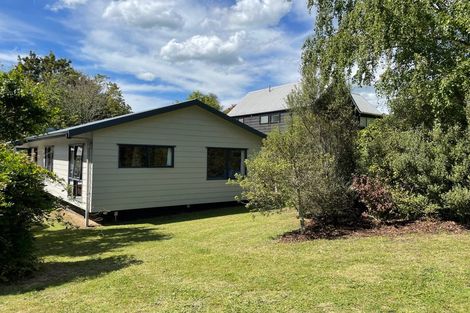 Photo of property in 58 Kinloch Road, Kinloch, Taupo, 3377