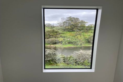 Photo of property in 152 Tiriwa Drive, Massey, Auckland, 0614
