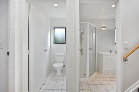 Photo of property in 2/148 Pigeon Mountain Road, Half Moon Bay, Auckland, 2012