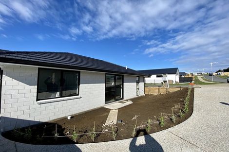 Photo of property in 38 Kiritiana Close, Pyes Pa, Tauranga, 3112