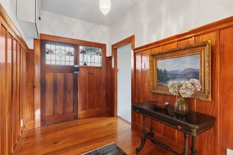 Photo of property in 33 Ngaio Street, Saint Martins, Christchurch, 8022