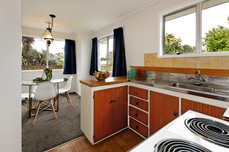Photo of property in 81a/1 Flanshaw Road, Te Atatu South, Auckland, 0610