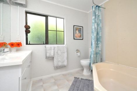 Photo of property in 4/55 Mountain Road, Mangere Bridge, Auckland, 2022