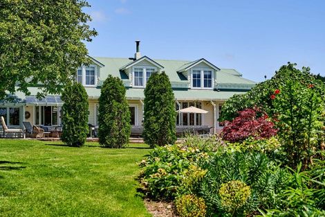 Photo of property in 8 Maungahina Road, Te Ore Ore, Masterton, 5886