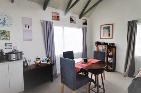 Photo of property in 23 Manuka Street, Castlecliff, Whanganui, 4501