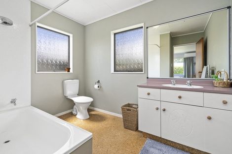 Photo of property in 67 Taylor Street, Cambridge, 3434