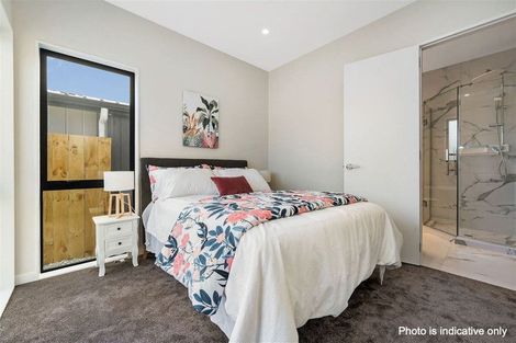 Photo of property in 5 Horokaka Street, Massey, Auckland, 0614
