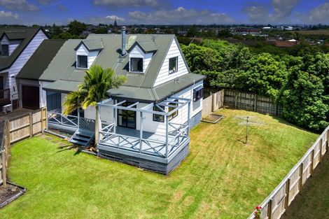 Photo of property in 2/21 Leven Lane, Totara Heights, Auckland, 2105