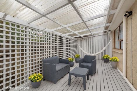 Photo of property in 2/52 Manuka Road, Glenfield, Auckland, 0629