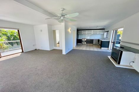 Photo of property in 63a/3 Norwood Road, Bayswater, Auckland, 0622