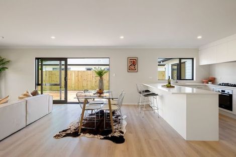 Photo of property in 18 Mount View Road, Melville, Hamilton, 3206