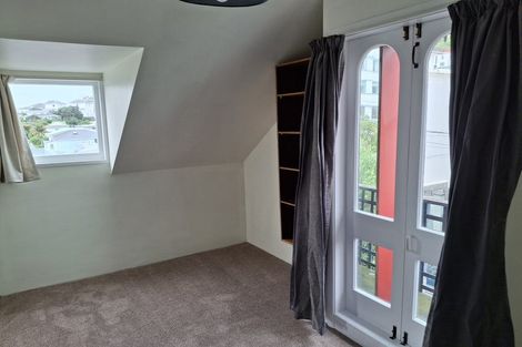 Photo of property in 8 Brougham Street, Mount Victoria, Wellington, 6011