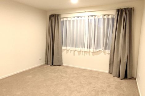Photo of property in 24 Vanbrugh Place, Bucklands Beach, Auckland, 2014