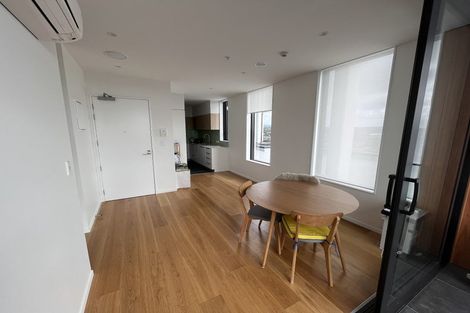 Photo of property in 1 Buscomb Avenue, Henderson, Auckland, 0610
