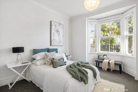 Photo of property in 361 Adelaide Road, Newtown, Wellington, 6021