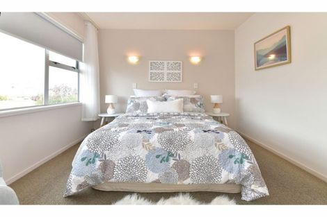 Photo of property in 4/416 Hibiscus Coast Highway, Orewa, 0931