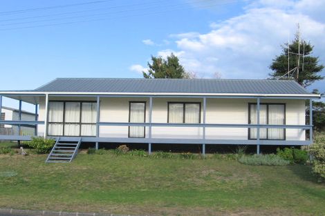 Photo of property in 500 Linton Crescent, Whangamata, 3620