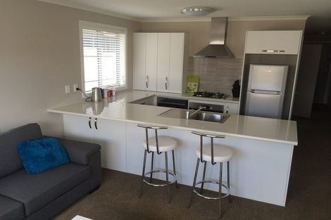 Photo of property in 27u7 Jones Crescent, Melville, Hamilton, 3206