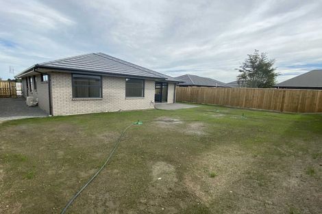 Photo of property in 18 Eileen Way, Rolleston, 7615