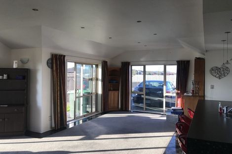 Photo of property in 87 Lowes Road, Rolleston, 7614