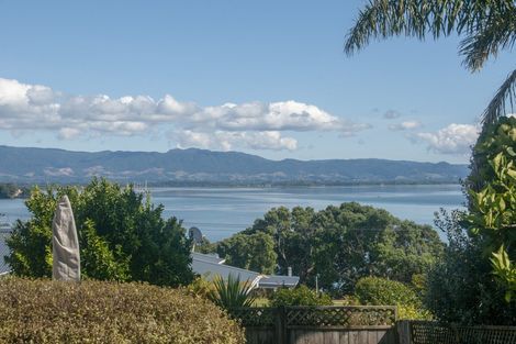 Photo of property in 10 Coppelia Avenue, Omokoroa, 3114