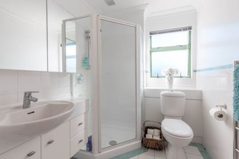 Photo of property in 19 Gilberd Place, Torbay, Auckland, 0630