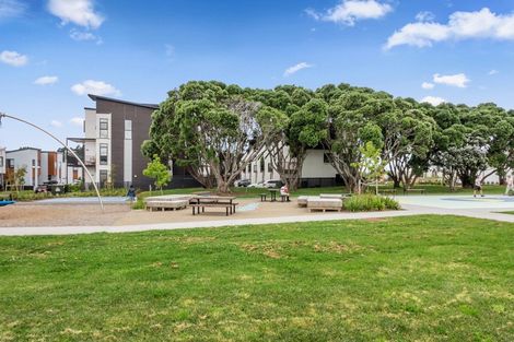 Photo of property in 10 Mayfly Lane, Hobsonville, Auckland, 0616