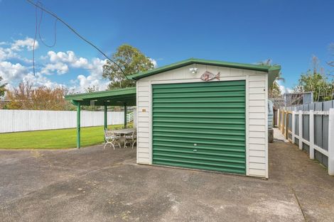 Photo of property in 35 Victoria Street, Coromandel, 3506