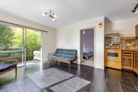 Photo of property in 102 Glendale Road, Glen Eden, Auckland, 0602