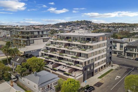Photo of property in 16a Woven Place, Karaka, 2113