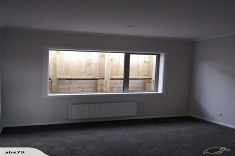 Photo of property in 18 Schooner Drive, Whitby, Porirua, 5024