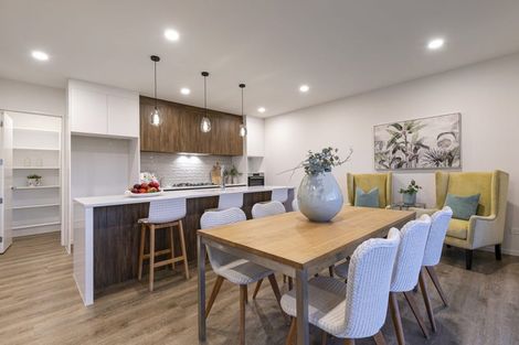 Photo of property in 2 Paparahi Place, Wainui, 0992