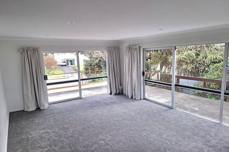 Photo of property in 6 Mahoe Street, Otaki Beach, Otaki, 5512