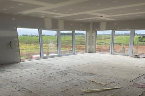 Photo of property in 49 Elbow Road, Aka Aka, Pukekohe, 2678