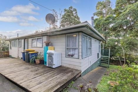 Photo of property in 11 Kilcar Place, Massey, Auckland, 0614