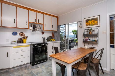 Photo of property in 8 Goldsmith Terrace, Hospital Hill, Napier, 4110
