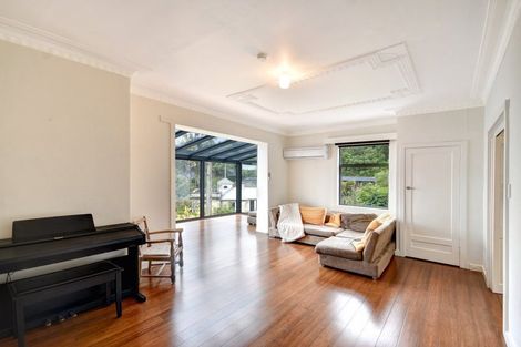 Photo of property in 2 Doon Street, Vauxhall, Dunedin, 9013