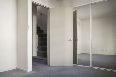Photo of property in Pirie Street Townhouses, 18/35u Pirie Street, Mount Victoria, Wellington, 6011