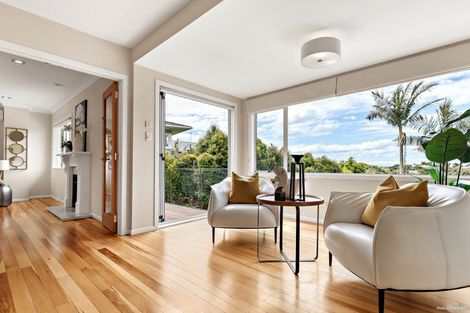 Photo of property in 8 Sandford Street, Campbells Bay, Auckland, 0630